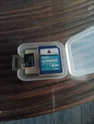 Kingston Technology 2GB SD Flash Memory Card And Micro Card &Case Blue.Brand New - Image 1 of 4
