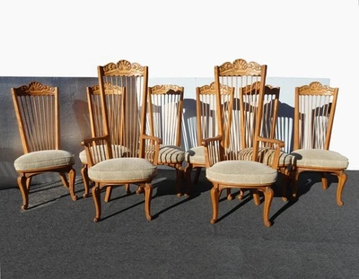 Juego de 8 sillas de husillo vintage Mid Century Enkeboll La Condesa de roble con respaldo alto Foto 1 de 4