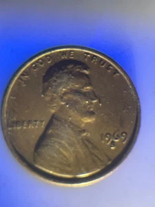 1969 S LINCOLN PENNY, FLOATING ROOF (STRONG) W/ INITIALS. HIGH VALUE COIN. - Picture 1 of 6