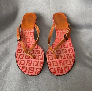 Fendi FF Zucca Leather Canvas Thong Flip Flops Heel Sandal 39 8.5 RARE - Picture 1 of 12