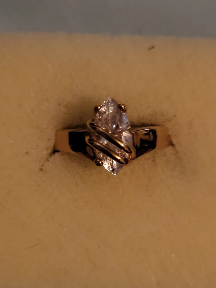 AVON TEARDROP RING  SIZE5 - Image 1 of 1