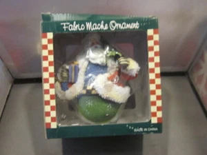 Adorno de Papá Noel Navidad Mache Vintage Fondo Verde 5 pulgadas Nuevo en Caja - Imagen 1 de 5