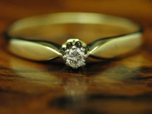Anillo de oro amarillo de 14kt 585 con relleno brillante / diamante / 1,5g / RG 50,5 - Imagen 1 de 6