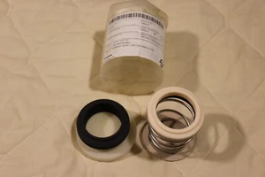 Seepex Exzenterschneckenpumpe Gleitringdichtung GRDS61038V02H0A700 - Bild 1 von 12