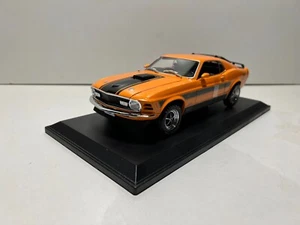 1970 Ford Mustang Mach 1, Maisto  1/18  1:18 Modell Modellauto orange - Bild 1 von 5