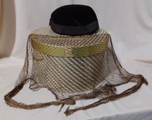Vintage Hat Box With Brown Velvet Hat And Crocheted Hair Scarf - See Listing - Picture 1 of 14