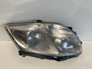 Faro delantero derecho TOYOTA AURIS E15 1.40 gasolina 71kw 2007 22167891 - Imagen 1 de 7