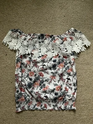 Pretty Oasis Size 8 Print Top With Shirred Waist And Lace Lovely Condition - Image 1 of 4