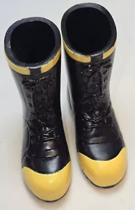 Plastic Fireman Black Boots Accessory for 12" Action Figure 1/6 scale - Picture 1 of 7