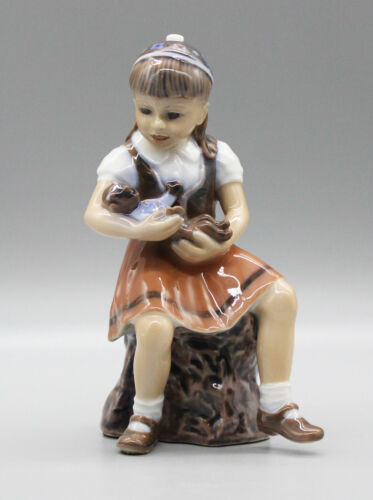 Porzellanfigur Das kleine Mädchen mit Teddybär Dahl Jensen #1295