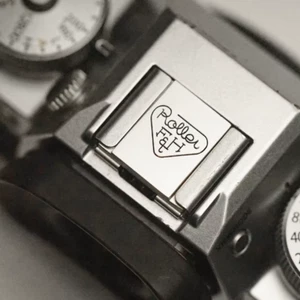 Metall Blitzschuh Kappe Abdeckung passend für Rollei 35S 35T 35W XF LED QZ RF 35B 2.8F Kamera - Bild 1 von 4