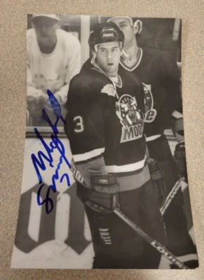 MICHAEL MIKE SMITH SIGNED MINNESOTA MOOSE HOCKEY PHOTO POSTCARD AUTOGRAPH AUTO - Image 1 of 2