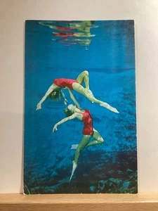 Unterwasser-Adagio gesehen in Weeki Wachee Spring, Florida: - Vintage Postkarte - Bild 1 von 3