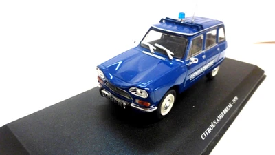 véhicules utilitaires "CITROEN GENDARMERIE AMI 8 BREAK 1970" - Photo 1/2