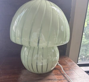 Vintage Murano Green Stripes Venetian Art Glass Mushroom Table Desk Lamp Italy - Picture 1 of 15