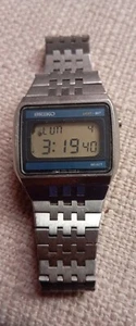 Reloj digital vintage Seiko F051-5010 con pulsera original - Imagen 1 de 5