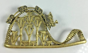 Vintage Metalic Gold Tone Train & Wagons Shape Brooch Pin Women's Jewelry - Picture 1 of 10