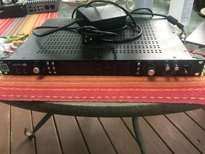 Universal Audio Black Apollo 8 QUAD Firewire for Parts or Repair-Non-Functioning - Picture 1 of 5