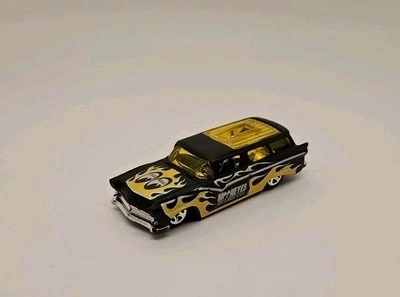 Hot Wheels 2012 #148 HW Performance 8 Crate 1955 Ford Ranch Wagon Mooneyes  - Image 1 of 4