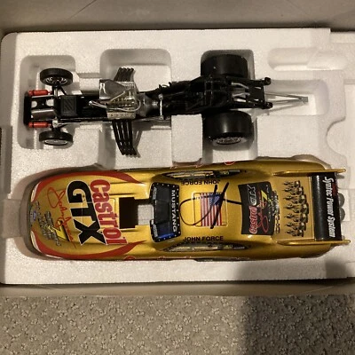 Action John Force Signature Castrol GTX 7 Time Champ 1998 Mustang Funny Car 1:24 Foto 1 de 4