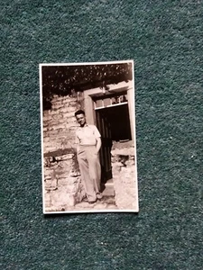 A8d vintage bw photograph Old undated man standing m533 - Picture 1 of 1