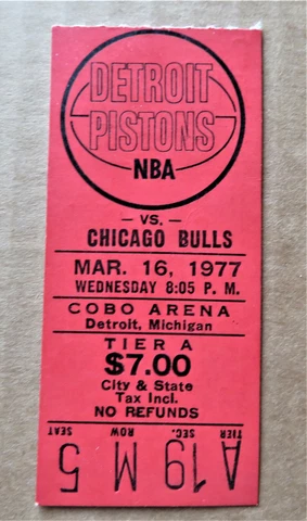 Detroit Pistons vs Chicago Bulls Ticket stub Mar 16, 1977 - COBO Arena ! Cover