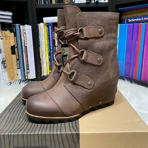 Sorel Joan de Arctic Wedge Mid Boot Tobacco Sorel Boot - Imagen 1 de 6