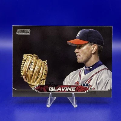 2024 Topps Stadium Club Tom Glavine Lámina Negra Paralelo #87 Atlanta Braves Salón de la fama Foto 1 de 3