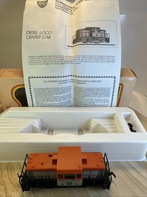NIB VINTAGE IHC HO SCALE GENERAL ELECTRIC CENTER CAB SWITCHER MADE IN SLOVENIA - Image 1 of 4