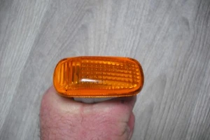 HONDA CIVIC MK7 HONDA JAZZ MK1 HONDA CRV MK2 FRONT WING SIDE MARKER INDICATOR - Picture 1 of 6