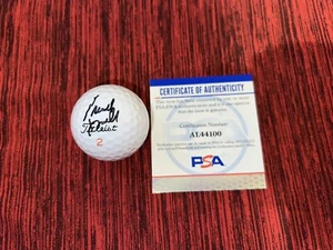 Brandt Snedeker Signed Titleist Velocity Golf Ball PGA Pro PSA/DNA #2 - Picture 1 of 2