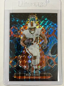 2024 Panini Mosaic #51 - Nick Chubb GENESIS - CASE HIT SSP Cleveland Browns - Picture 1 of 2