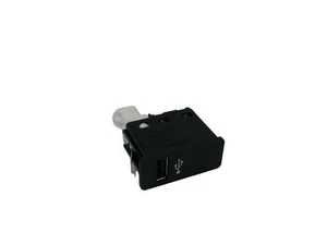 BMW USB Female Switchable Adapter 84106820397 / 6820397 - Picture 1 of 4