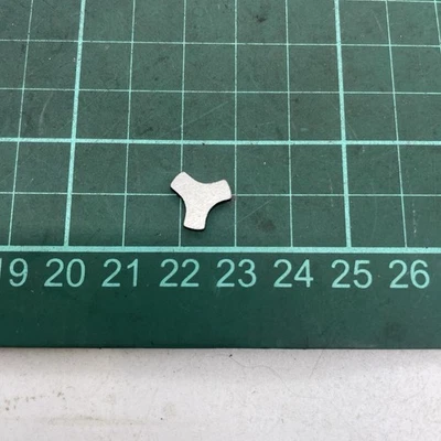 28259-362-000 Genuine Honda Gear Box Shaft Stopper Plate CB 750 NOS - image 1 of 3