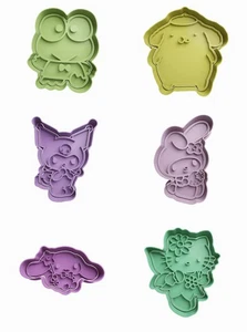 Hello Kitty & Friends Cookie Cutters with Insert - approx 8cm - Picture 1 of 14