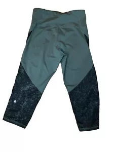 Champion sportliche Damen Caprihose Work-Out Running Größe L - Bild 1 von 6