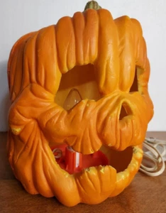 TRENDMASTERS 1995 PUMPKIN LIGHT UP SQUISH FACE OLD MAN 9” - Picture 1 of 11