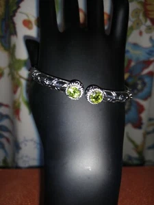 Peridot Gemstone Stainless Steel Floral Embossed Bngl,7.25" TGW=1.73 - Picture 1 of 5