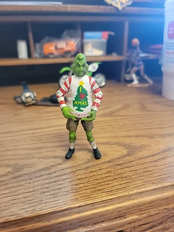 2000 Playmates Grinch How The Grinch Stole Christmas Figure X-Mas Sweater 3.75 Cover