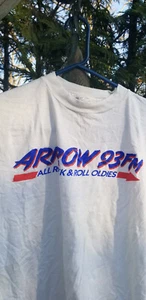 VINTAGE TEE SHIRT  SIZE XL  ROCK & ROLL RADIO STATION ARROW 93 FM - Picture 1 of 21