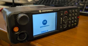 Motorola TETRA radio MTM5400 UHF 380-430mhz - Zdjęcie 1 z 7
