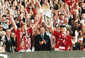 Manchester United Hand Signed Steve Bruce & Bryan Robson Photo 12x8 4. - Picture 1 of 1
