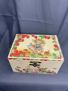 VTG Strawberry Shortcake Jewelry Music Box W Original Dancing Doll! Works Great! - Picture 1 of 9