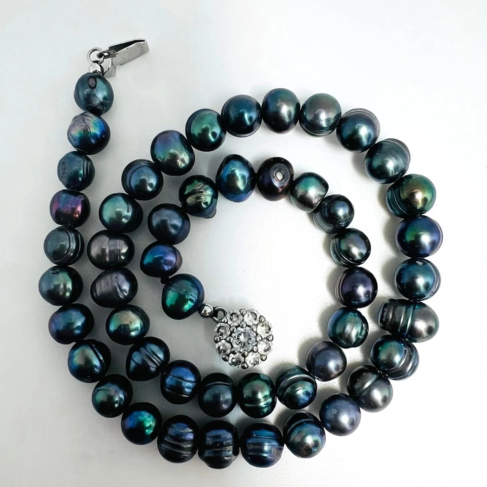 Tahitian Freshwater Pearl Necklace 40cm with Cubic Zirconia Clasp | Baroque P... - Image 1 of 4