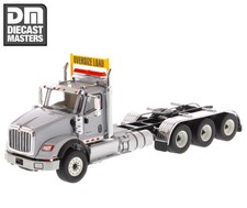 1:50 International HX620 Tridem Tractor Diecast Masters 71011 Trailer Head 