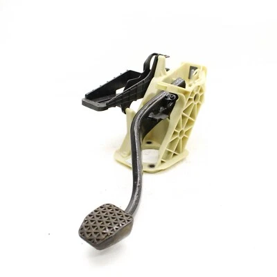 BMW SERIE 5 550I 535 550 F10 2011-2016 BOMBA DE PEDAL DE PARADA DE FRENO OEM Foto 1 de 4