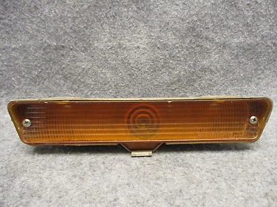 AMC Ambassador 1973 cupé parachoques delantero derecho luz marcadora lámpara 3614643 OEM 27700 Foto 1 de 4