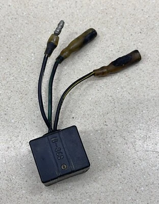 Regulador de voltaje Honda MR50 Foto 1 de 2