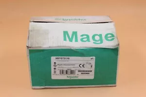 CORTADOR Magelis XBTGT2110 - Imagen 1 de 12