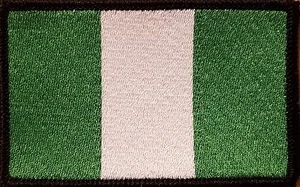 Parche de bandera de Nigeria con gancho y cierre de bucle emblema borde negro - Imagen 1 de 1